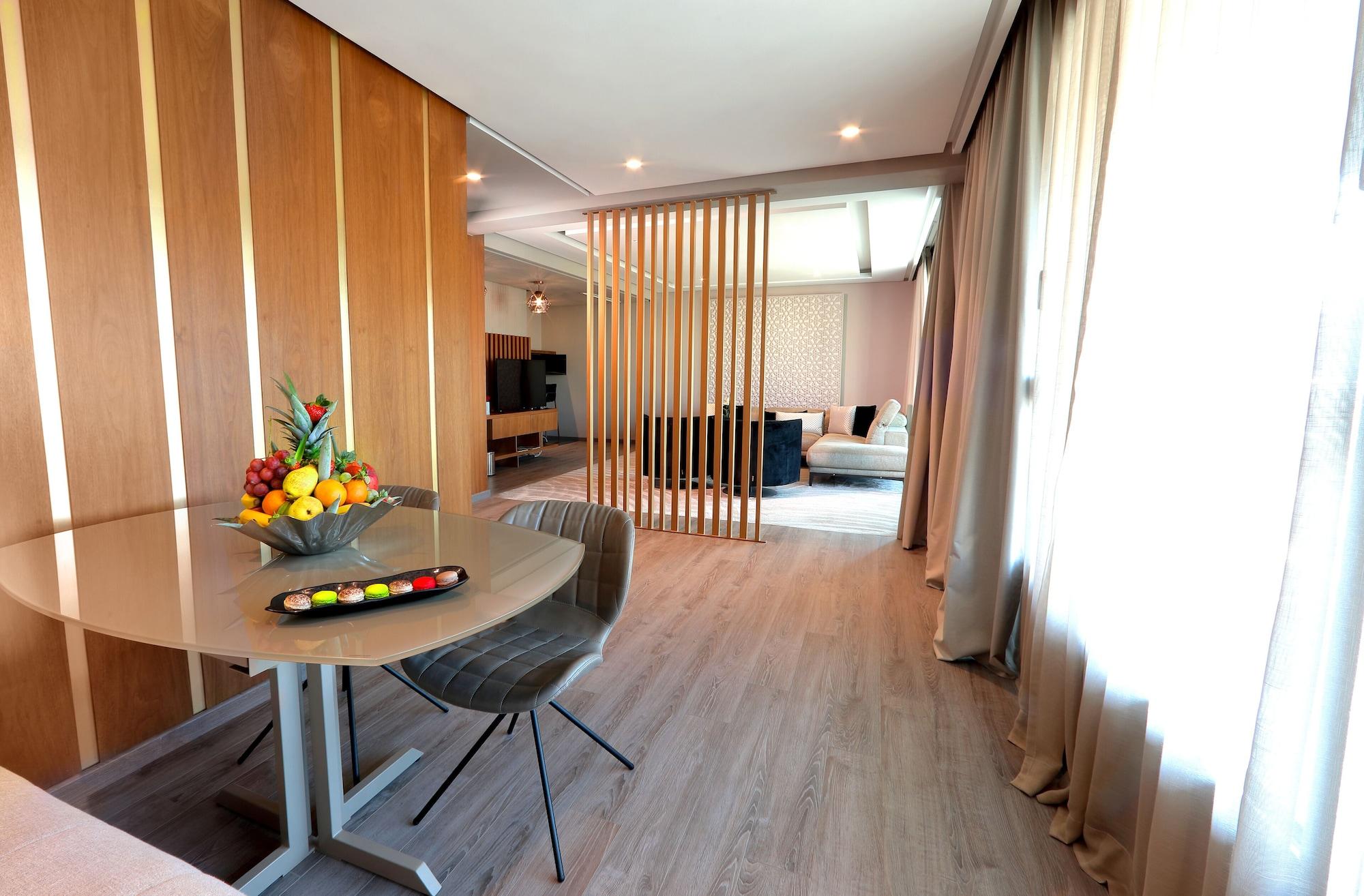 Le Palace D'Anfa Καζαμπλάνκα Εξωτερικό φωτογραφία A suite at the hotel