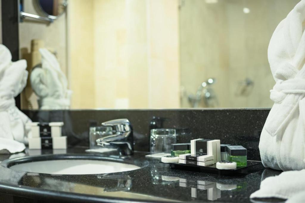 Le Palace D'Anfa Καζαμπλάνκα Εξωτερικό φωτογραφία Bathroom amenities