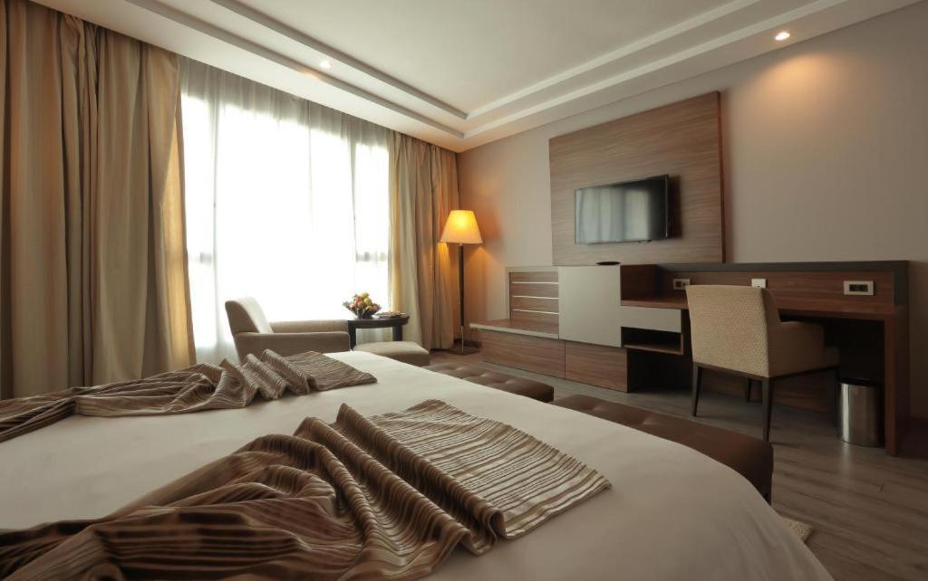 Le Palace D'Anfa Καζαμπλάνκα Εξωτερικό φωτογραφία A room at the hotel