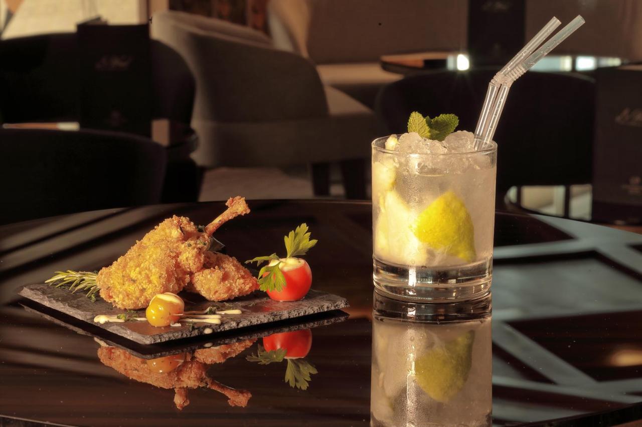 Le Palace D'Anfa Καζαμπλάνκα Εξωτερικό φωτογραφία A caipirinha cocktail