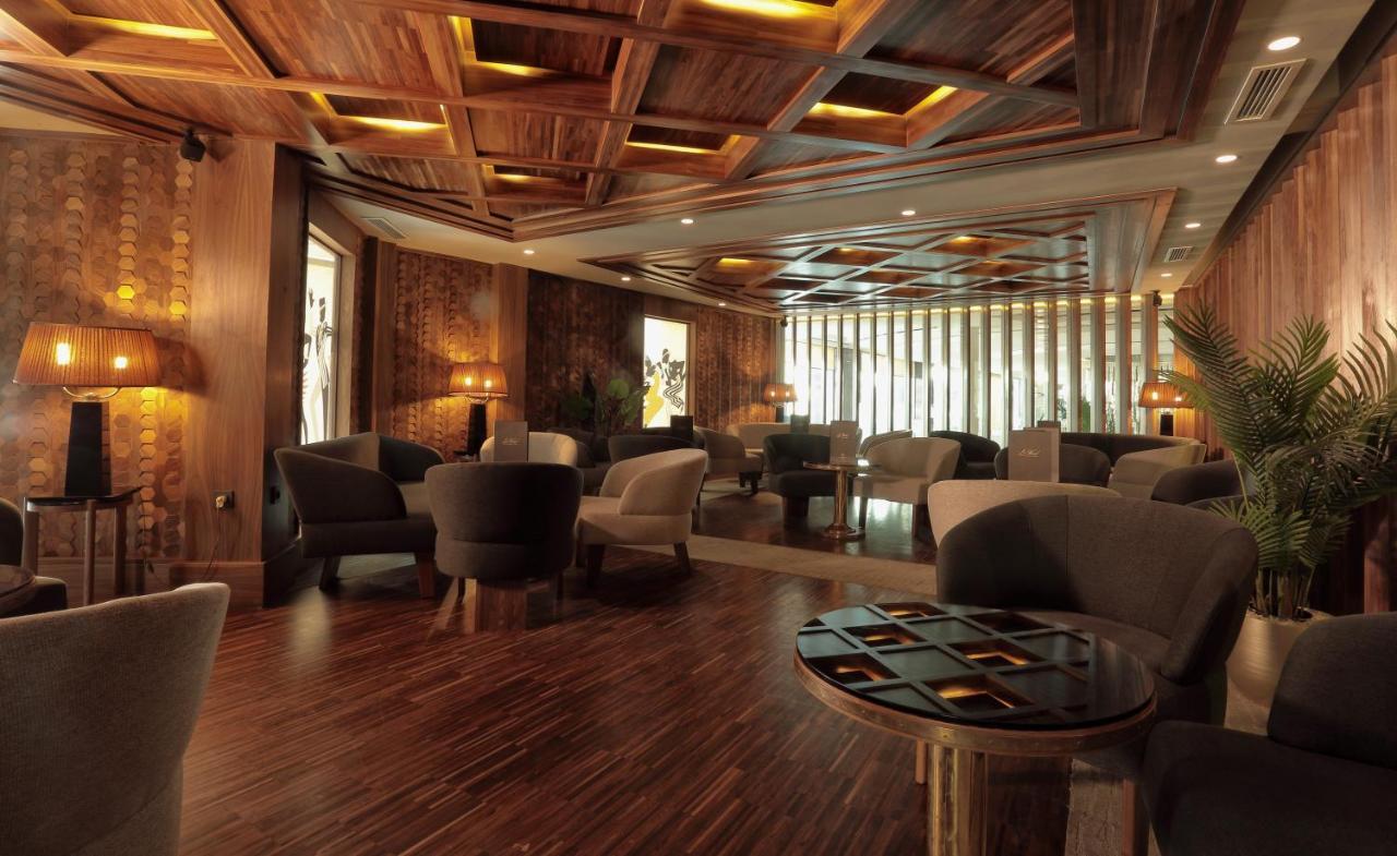 Le Palace D'Anfa Καζαμπλάνκα Εξωτερικό φωτογραφία The interior of the lounge